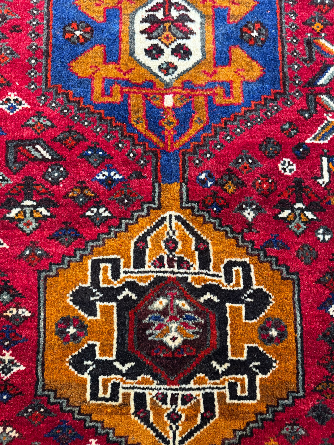 Persian rug - Shiraz classic