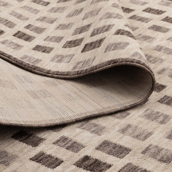 Shiraz Ivory Grey Checkered Rug H102