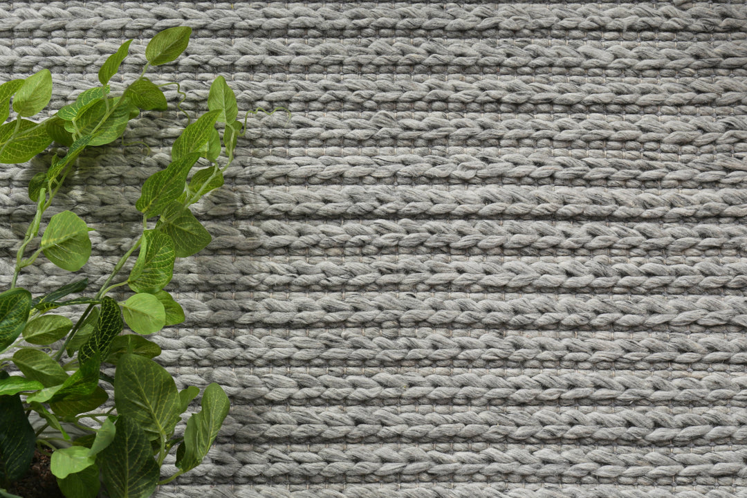 Nice Cue Grey Wool Blend Rug