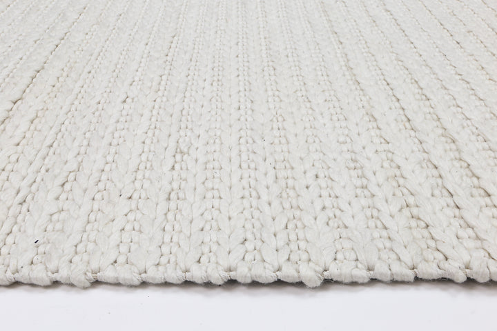 Nice Cue White Wool Blend Rug