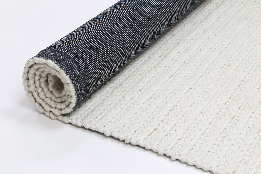 Nice Cue White Wool Blend Rug