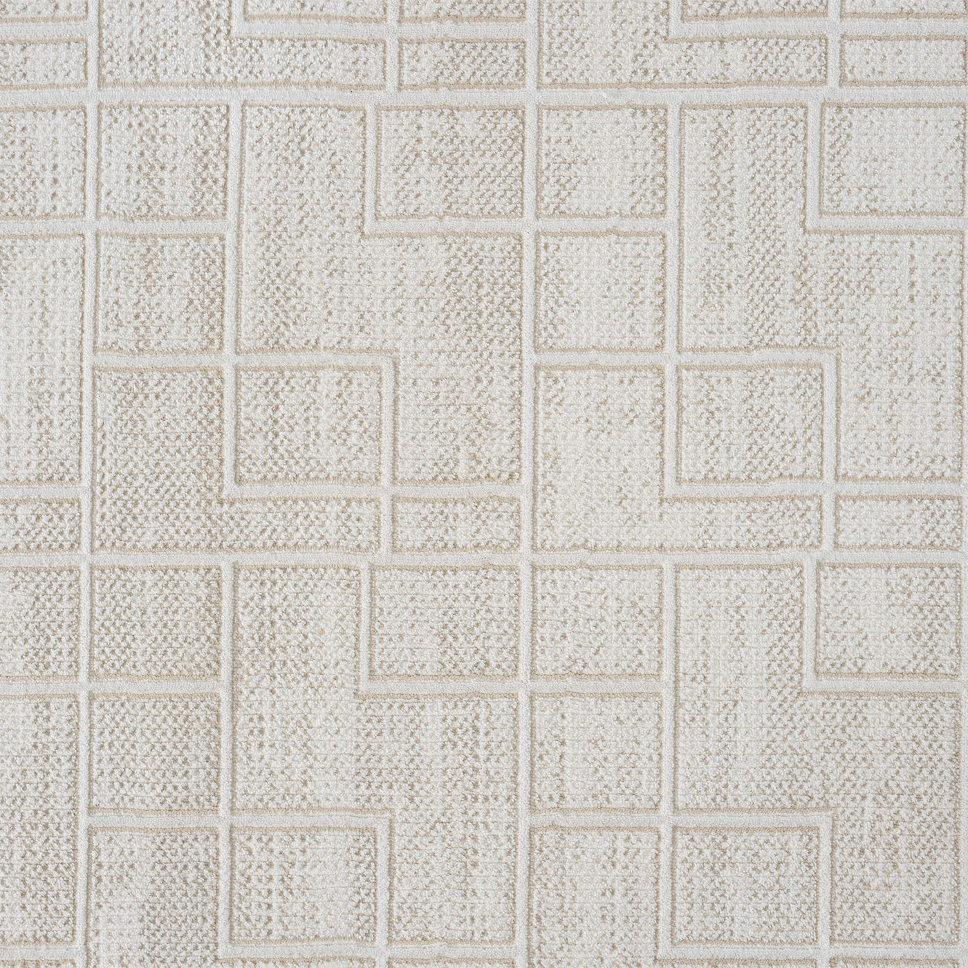 Lux 598 Linen Runner