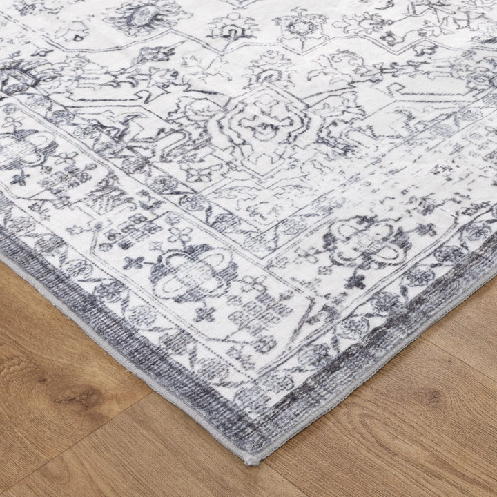 Vance Blue Distressed Medallion Machine Washable Rug