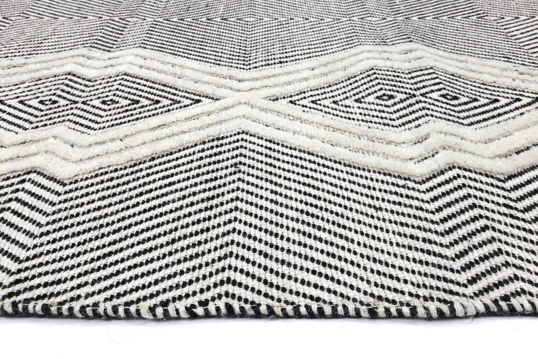 Hima Black & White Wool Blend Rug