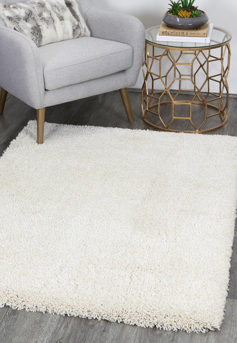 Gorgon Shaggy Cream Rug