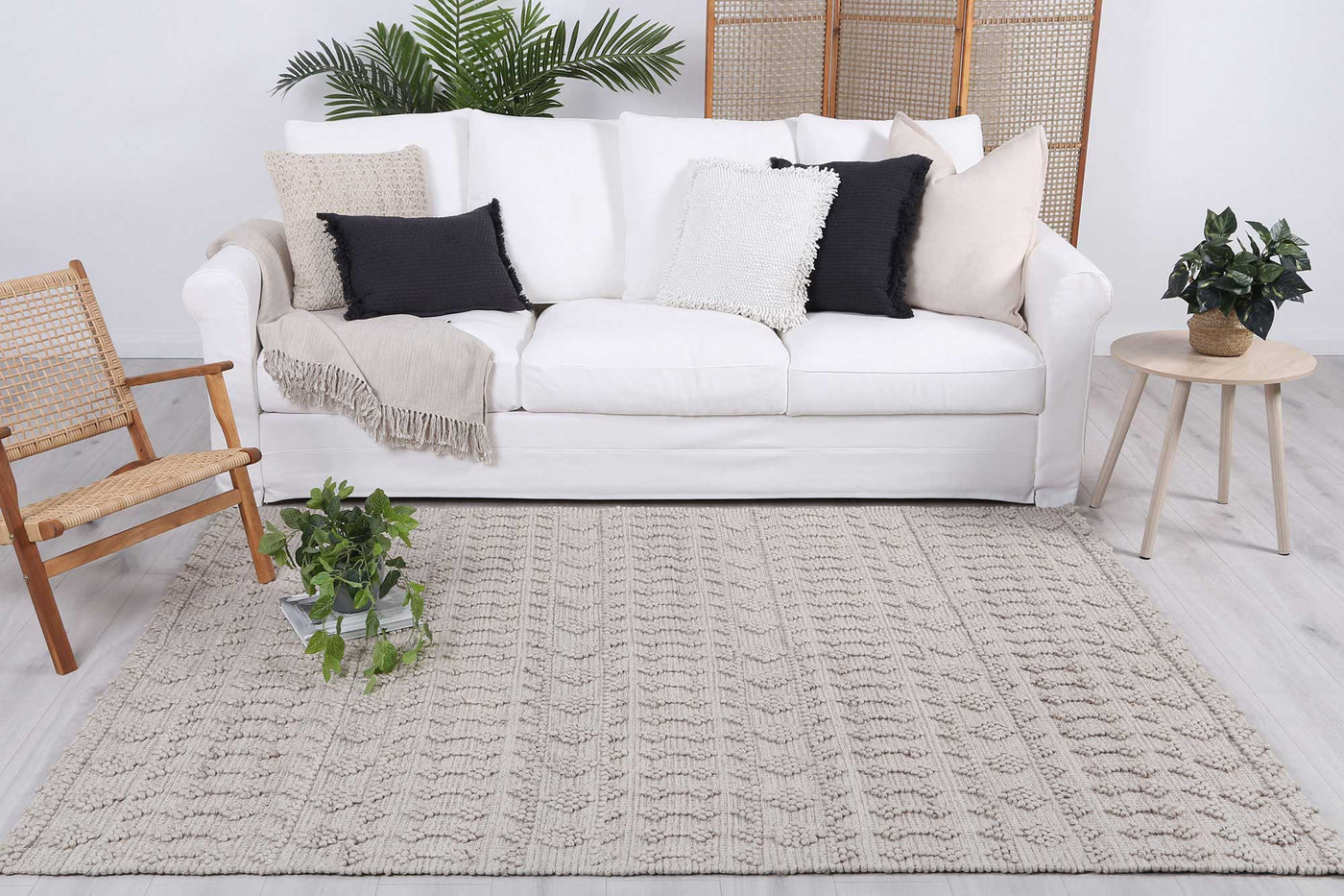 Hima Natural Wool Blend Rug