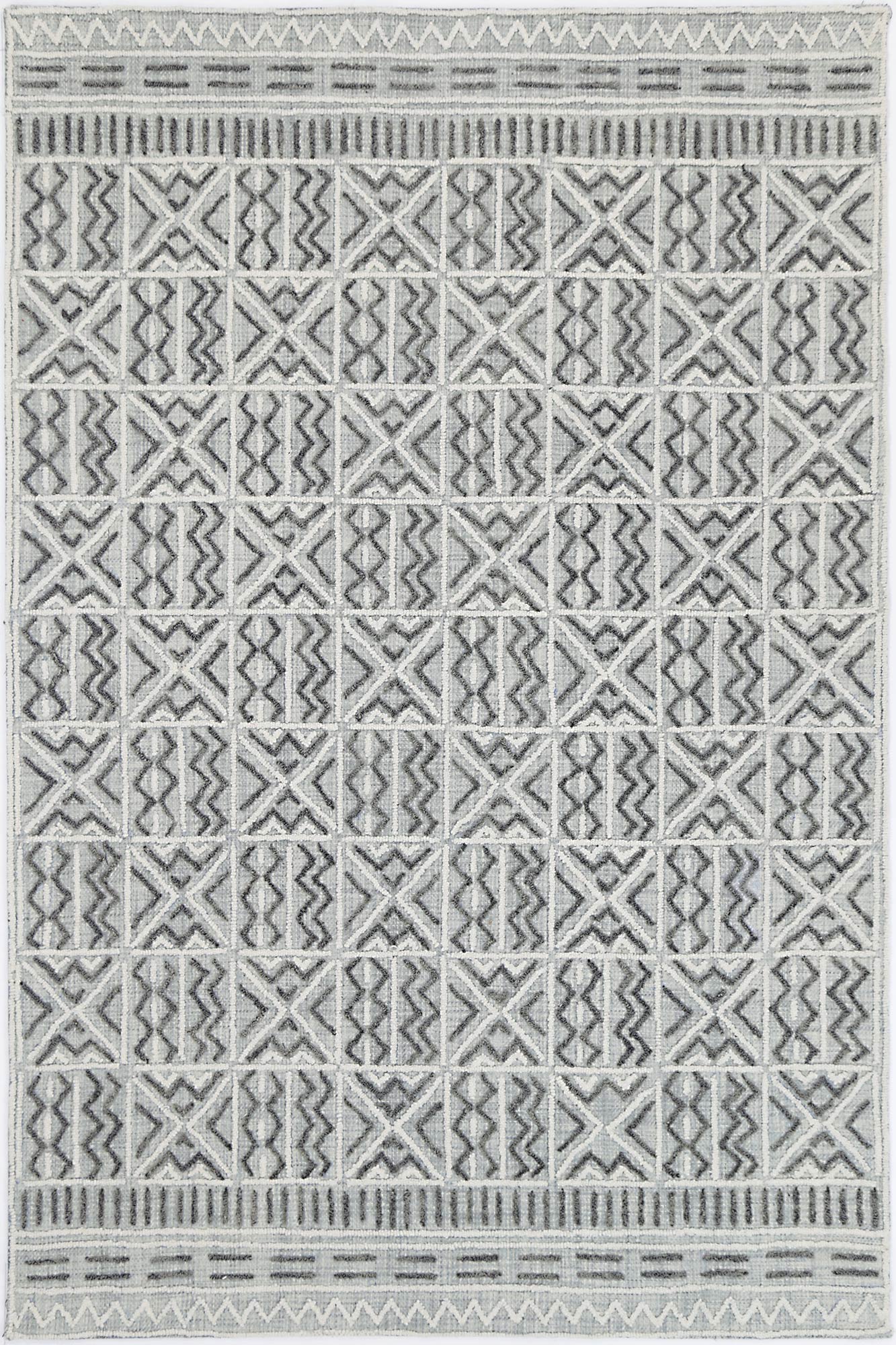 Tran 4 Grey Contemporary Rug