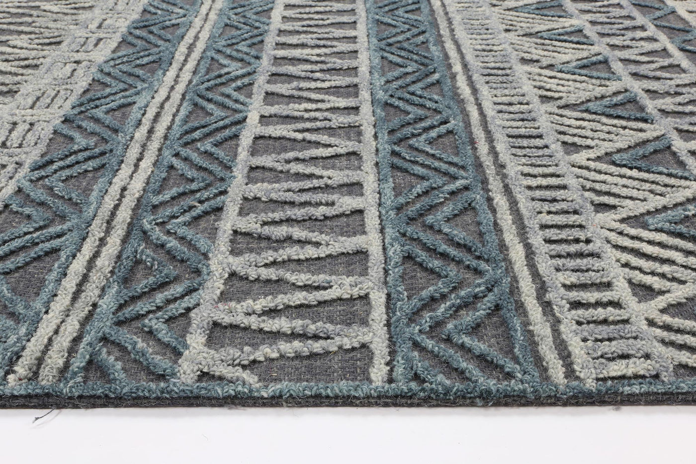 Tran 3 Charcoal Contemporary Rug