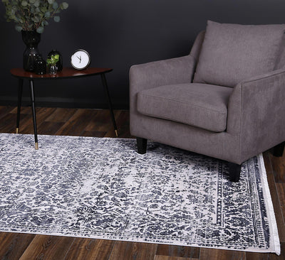 Rich 5 Navy Rug