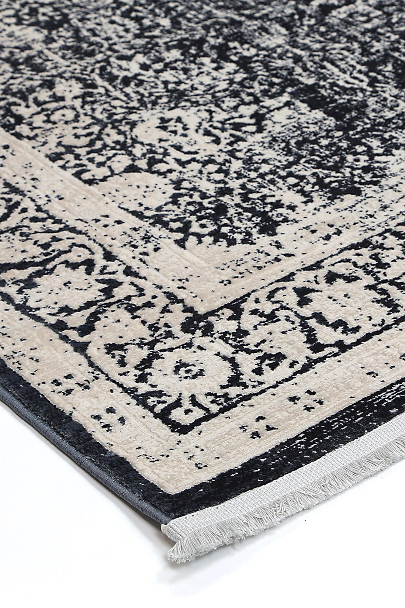 Rich 6 Navy Rug