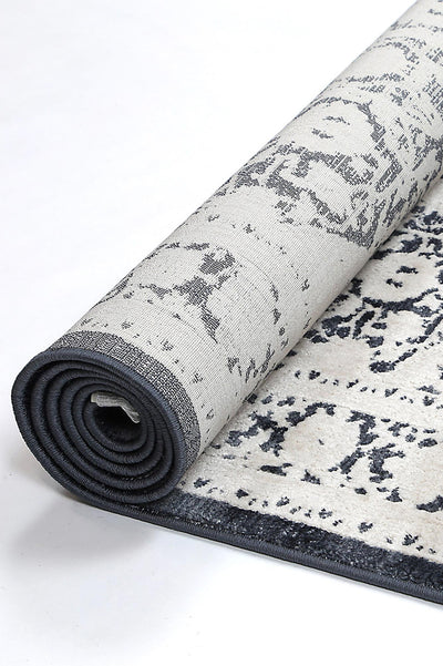 Rich 8 Navy Rug