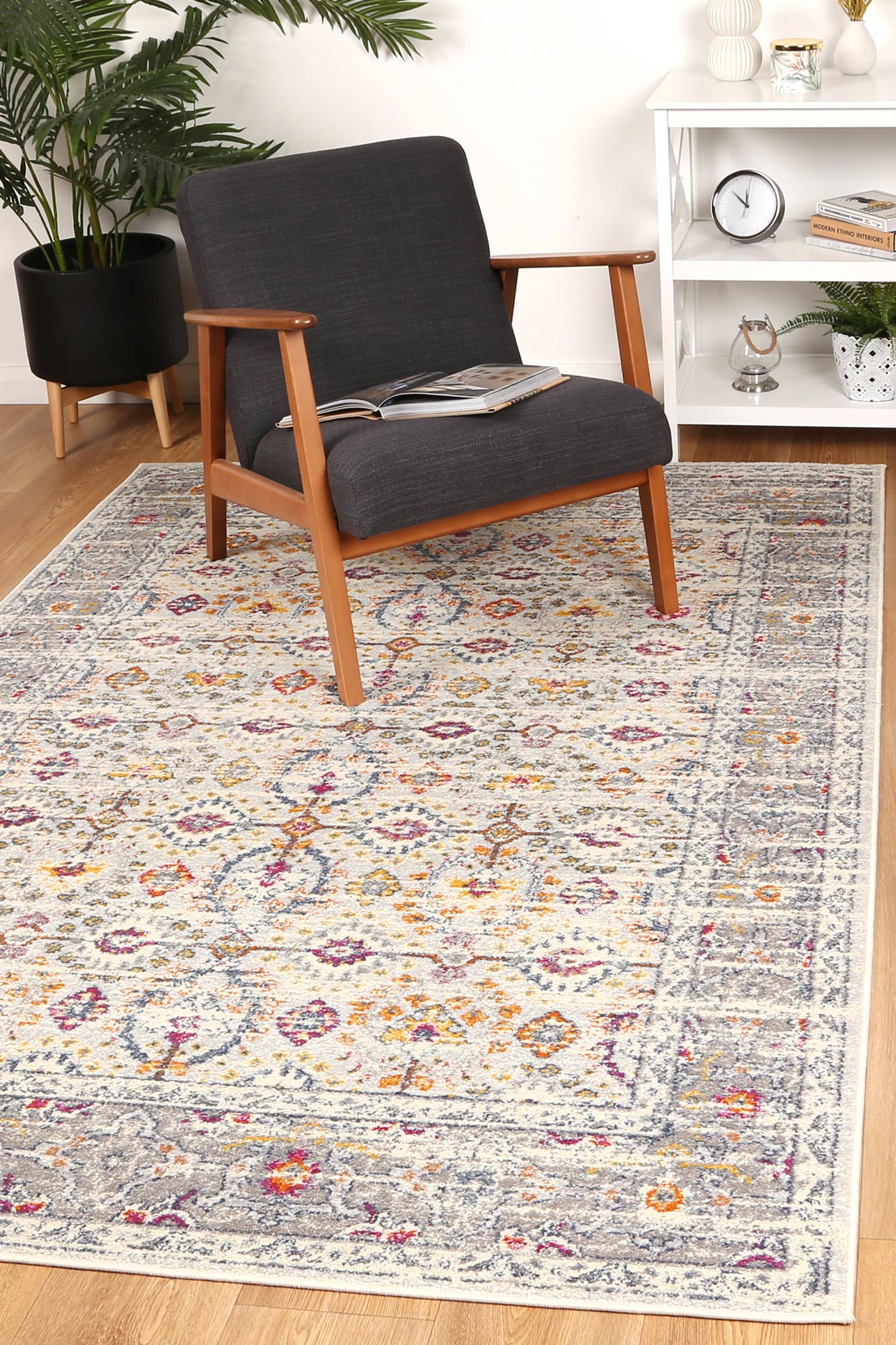 Iris 13 Cream Rug