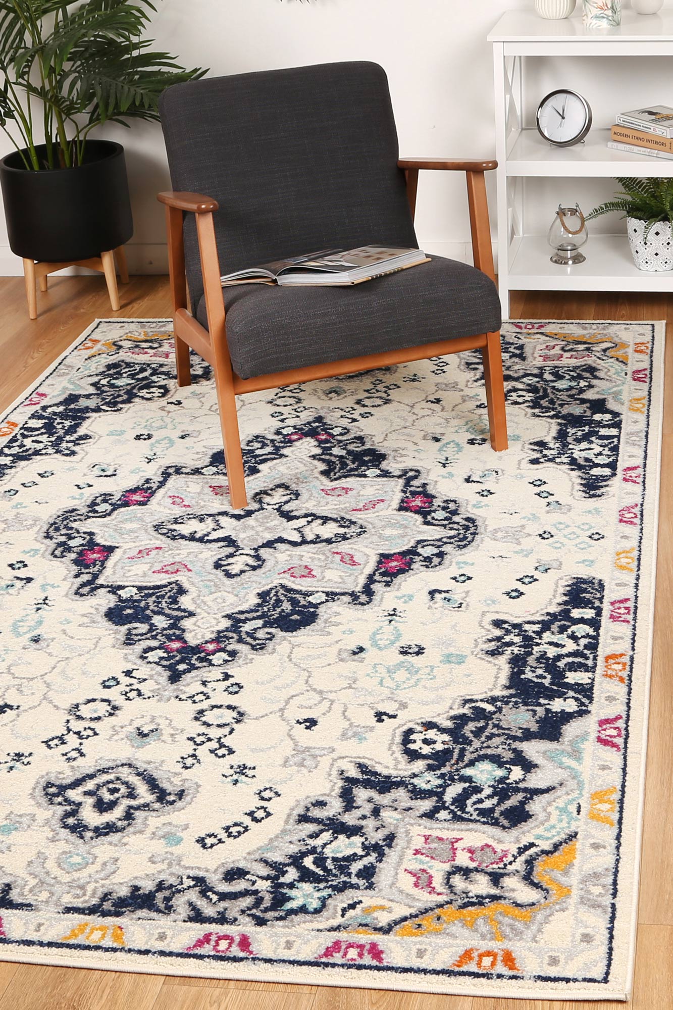 Iris 315 Cream Rug