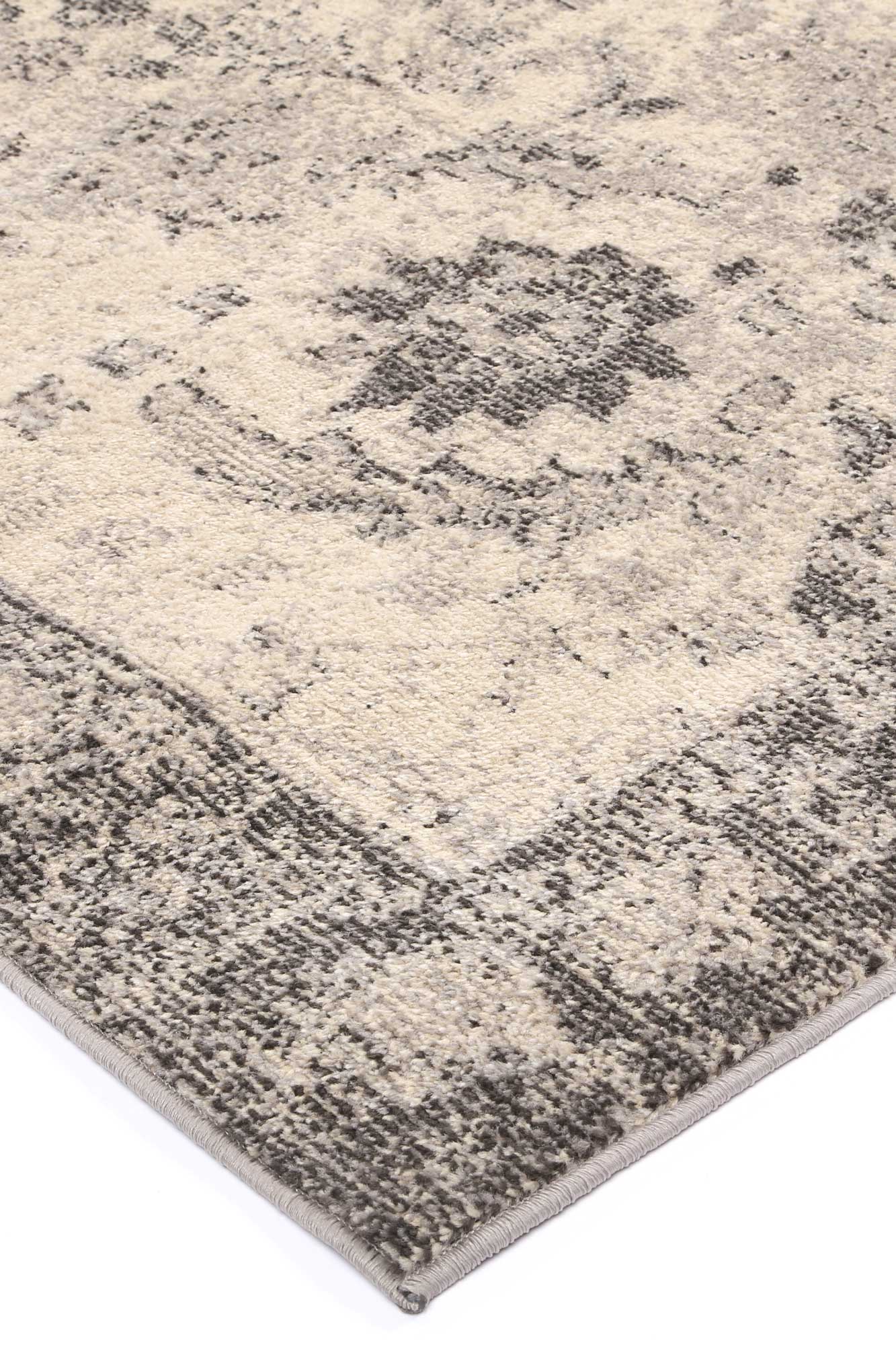 Tomb Beige/Black Traditional Rug