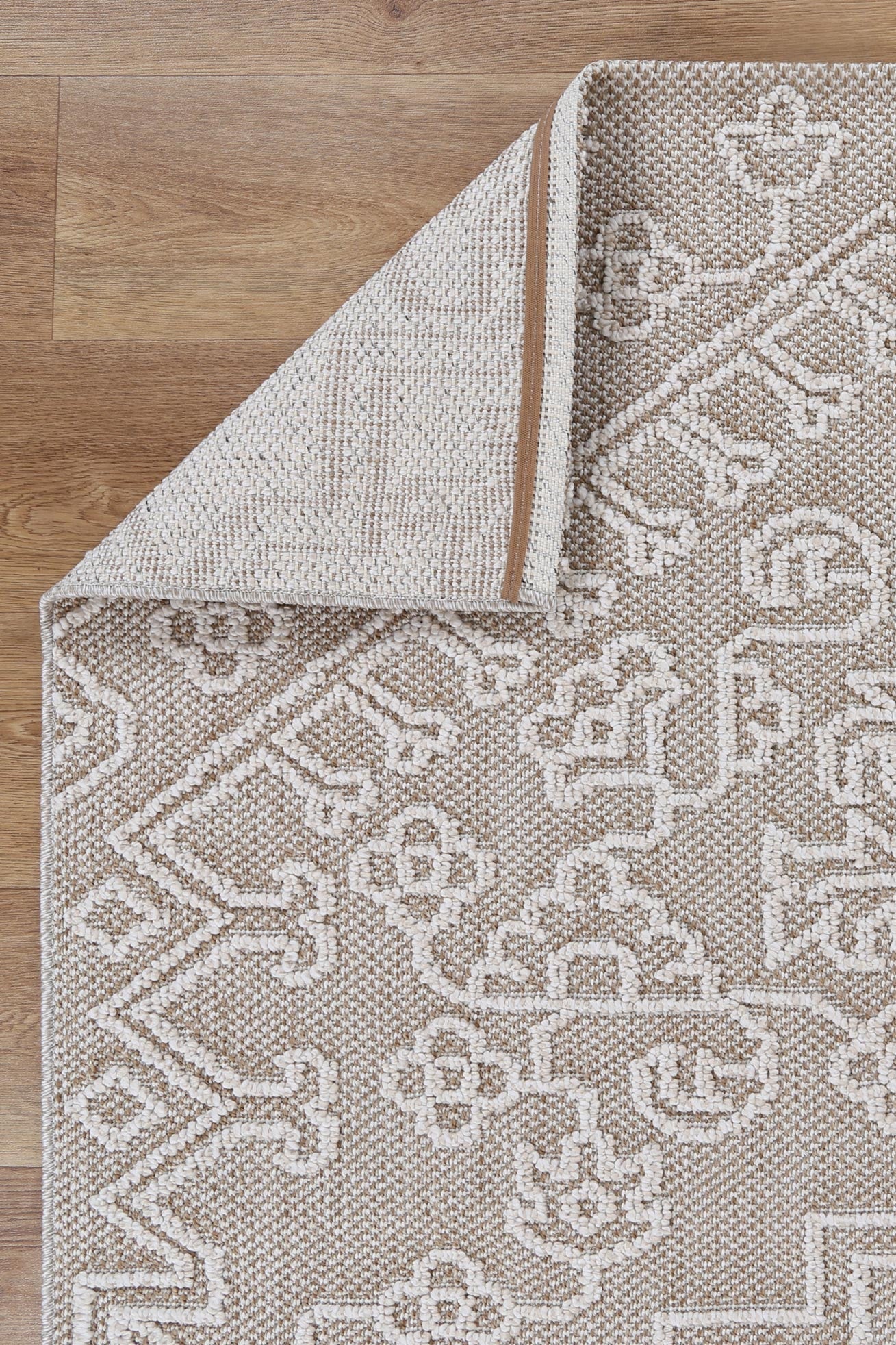 Victoria 50 Beige Flatweave Rug