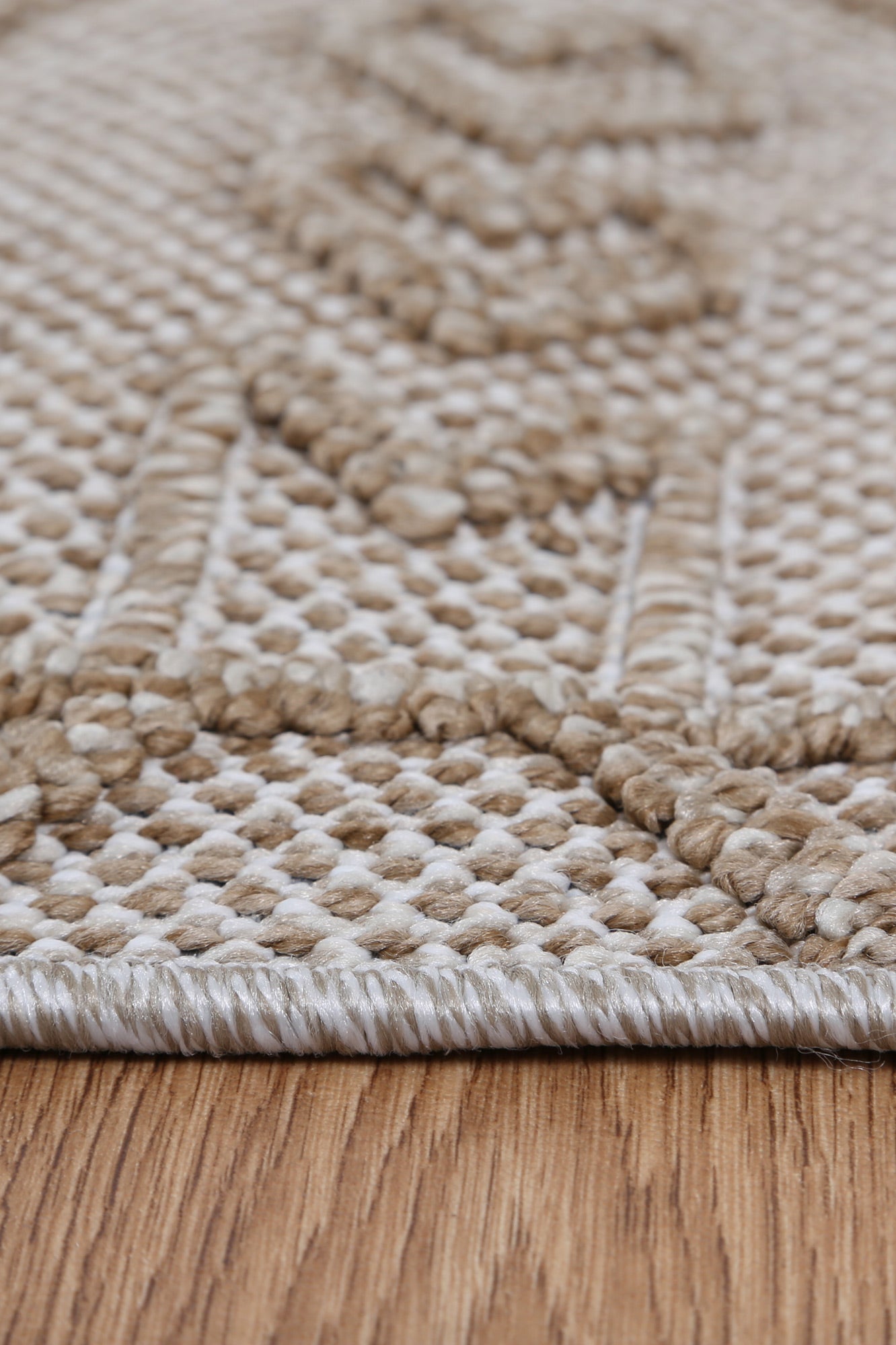 Victoria 6 Beige Flatweave Rug