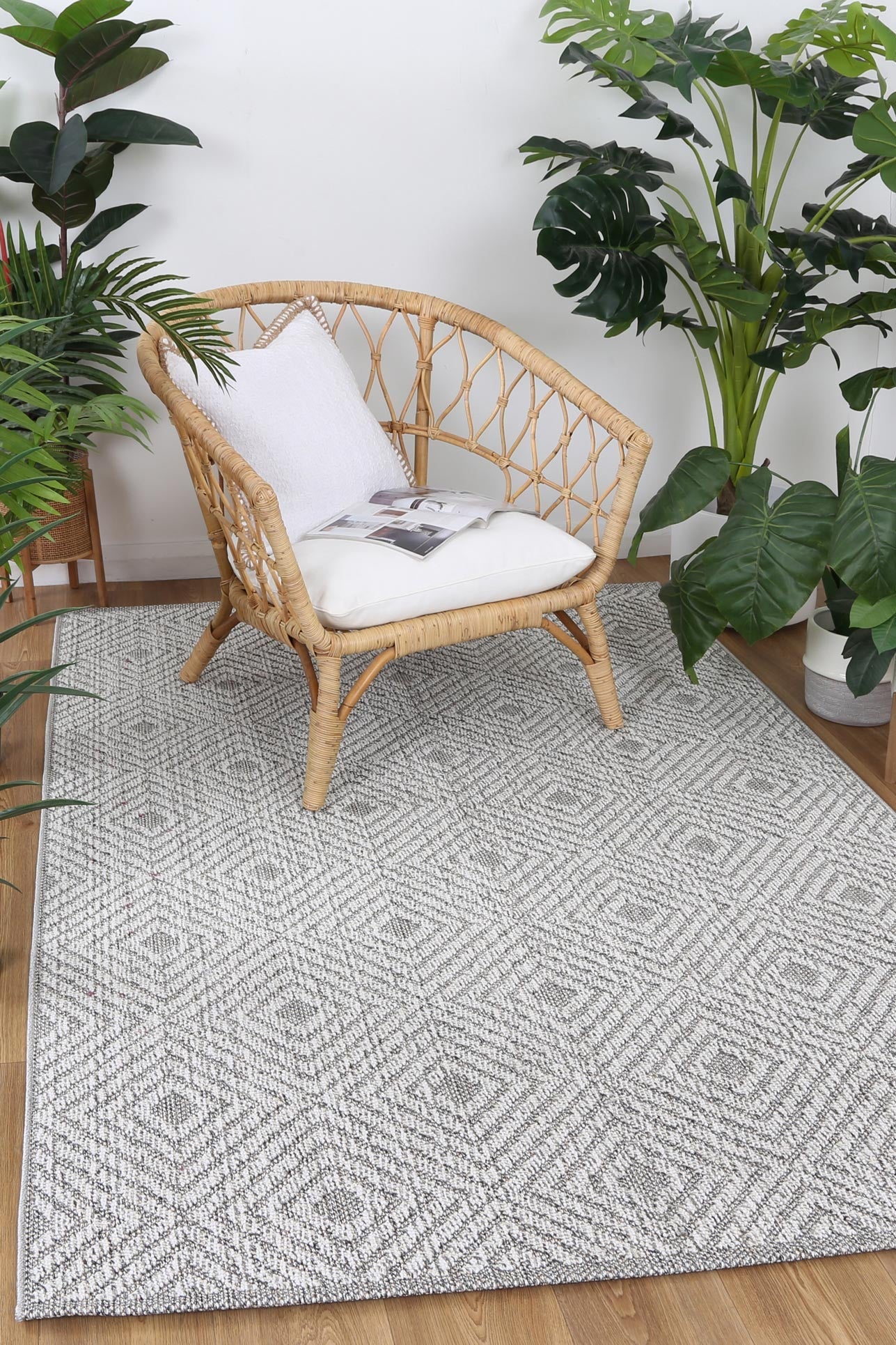 Victoria 60 Ash Flatweave Rug