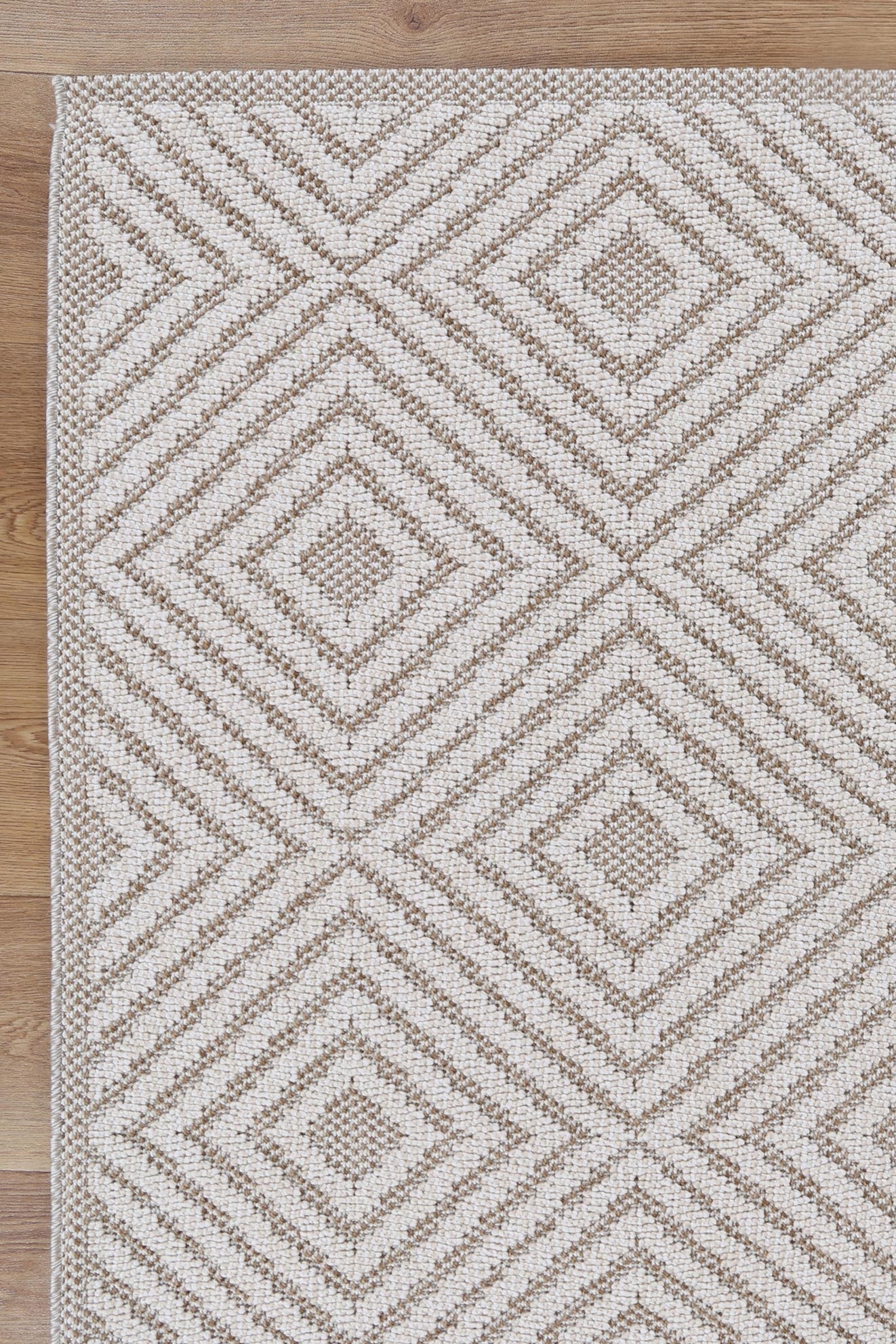 Victoria 70 Beige Flatweave Rug